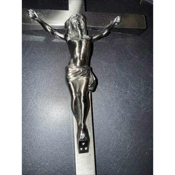 Vintage Cross Crucifix Dixline Metal Silver Tone INRI Cross Hang on Cross 13”x7” - Picture 7 of 10